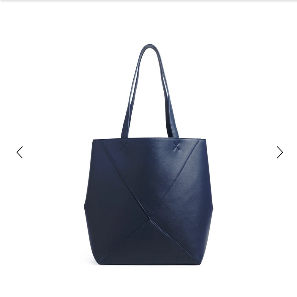 Walter Baker - Kate Tote - Navy Blue